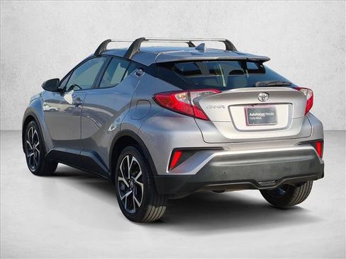 Used 2018 Toyota C-HR XLE FWD image 8