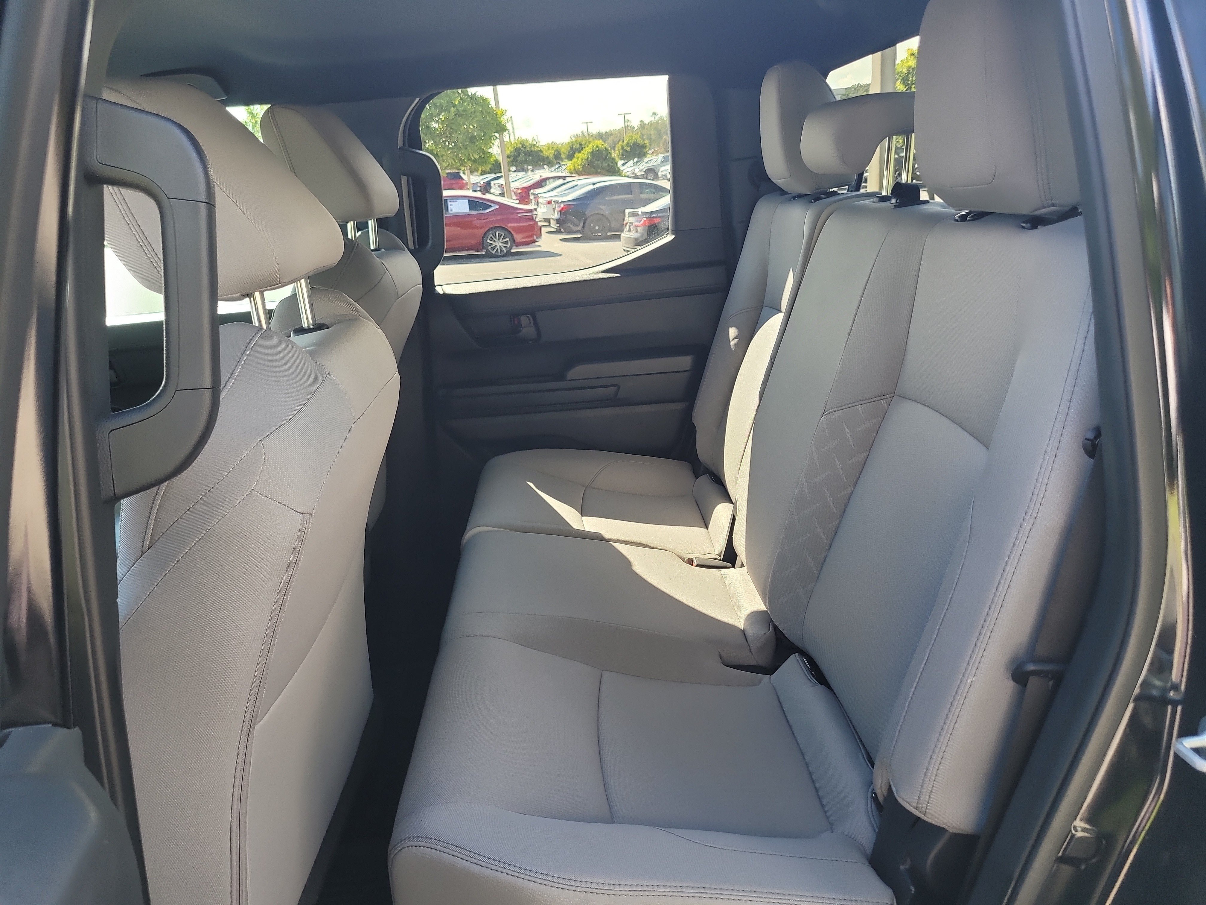 Certified 2024 Toyota Tacoma SR5 AWD/4WD image 15