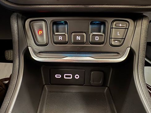 Used 2020 GMC Terrain SLE AWD/4WD image 19