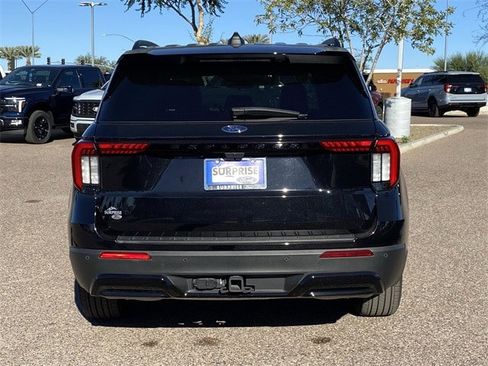 Used 2025 Ford Explorer ST-Line image 5