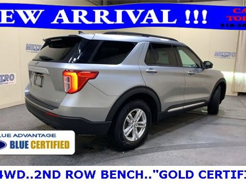 Used 2022 Ford Explorer XLT image 4