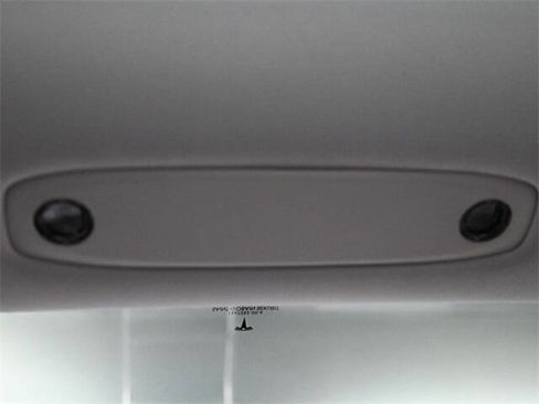 Used 2018 Tesla Model 3 Mid Range image 18