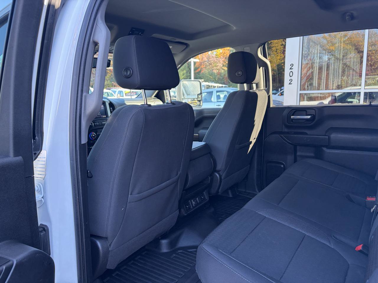 Used 2022 Chevrolet Silverado 3500 LT w/ Convenience Package AWD/4WD image 36