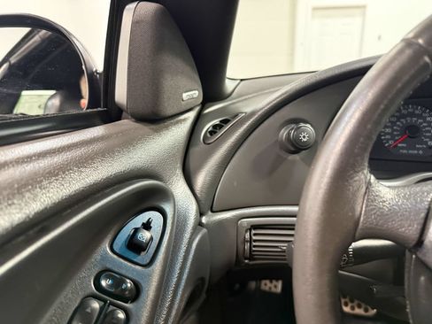Used 2004 Ford Mustang GT RWD image 72