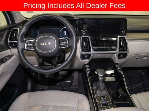 Certified 2023 Kia Sorento SX AWD/4WD image 7