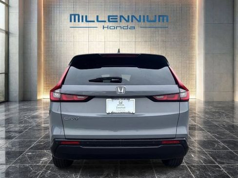 Used 2024 Honda CR-V EX-L image 4