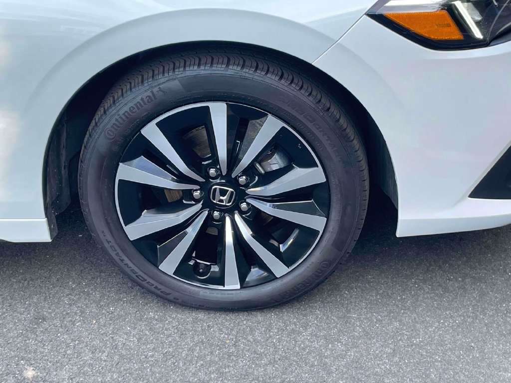 Certified 2024 Honda Civic EX-L image 8