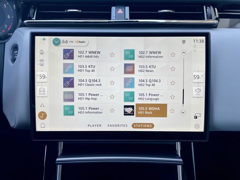 Certified 2026 Land Rover Range Rover Velar S AWD/4WD image 29