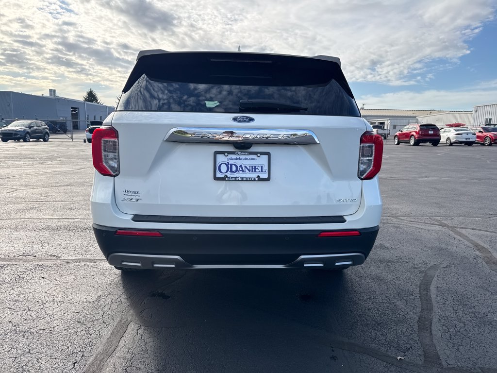 Used 2023 Ford Explorer XLT w/ Equipment Group 202A AWD/4WD image 6