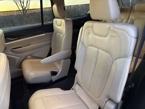 Used 2021 Jeep Grand Cherokee L Limited w/ Trailer Tow Package image 19