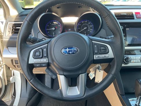 Used 2017 Subaru Outback 2.5i Premium AWD/4WD image 20
