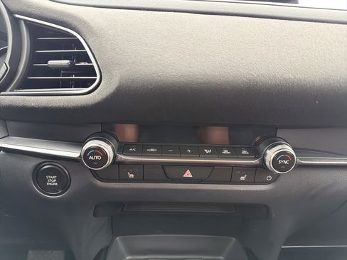 Used 2025 MAZDA CX-30 Carbon image 22