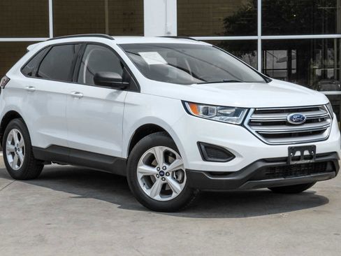Used 2017 Ford Edge SE image 6
