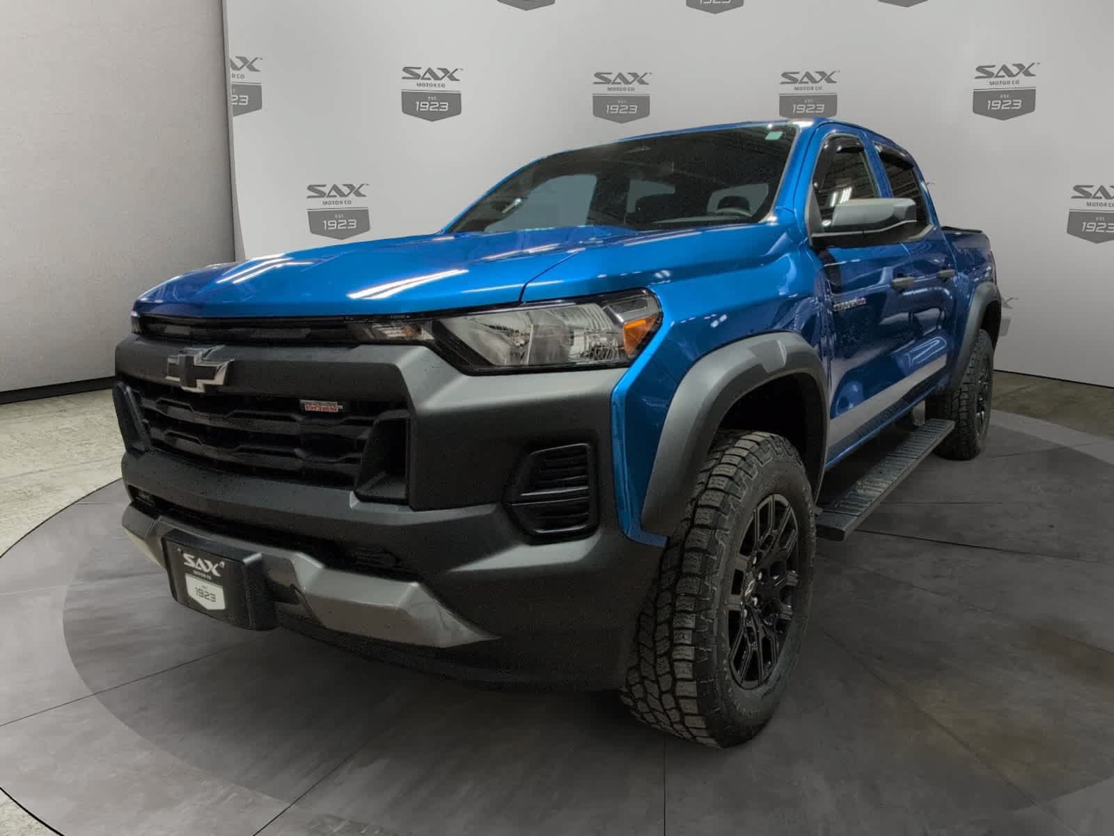 Used 2023 Chevrolet Colorado Trail Boss AWD/4WD image 7
