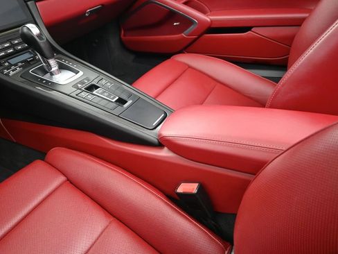 Used 2019 Porsche 911 Carrera S RWD image 19