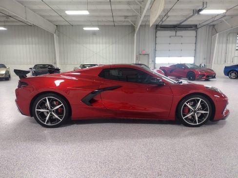 Used 2021 Chevrolet Corvette Stingray Preferred Conv w/ Z51 Performance Package RWD image 4