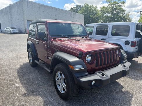 Used 2021 Jeep Wrangler Sport S image 3