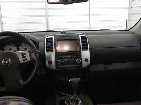 Used 2013 Nissan Xterra PRO-4X w/ Pro-4x Leather Pkg image 19