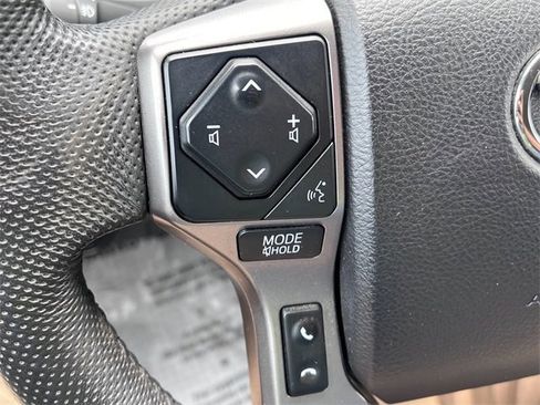 Used 2021 Toyota Tacoma TRD Sport image 16