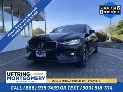 Used 2022 Volvo V60 T5 Cross Country w/ Advanced Package