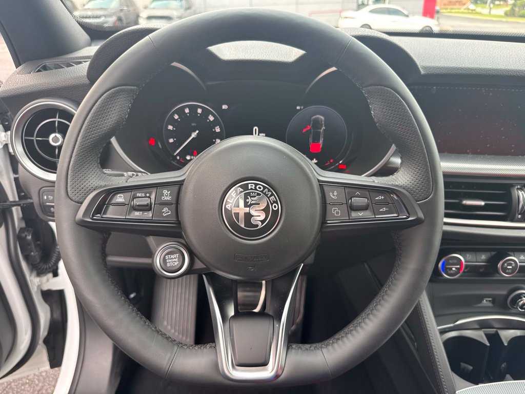 New 2026 Alfa Romeo Stelvio Sprint AWD/4WD image 35