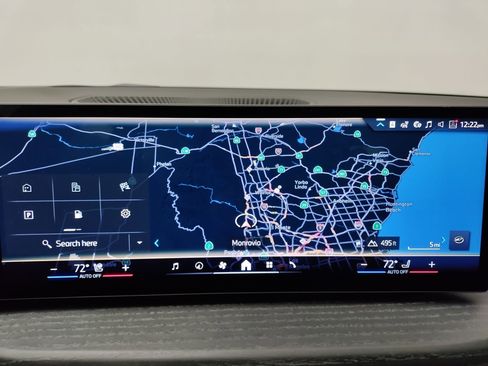 New 2026 BMW 330i Sedan w/ M Sport Package image 20