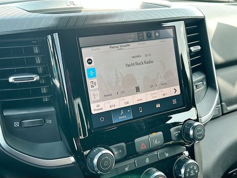 New 2026 RAM 1500 4x4 Crew Cab image 19