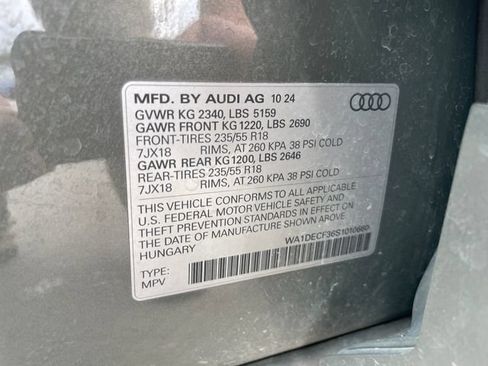 Used 2025 Audi Q3 2.0T Premium AWD/4WD image 31