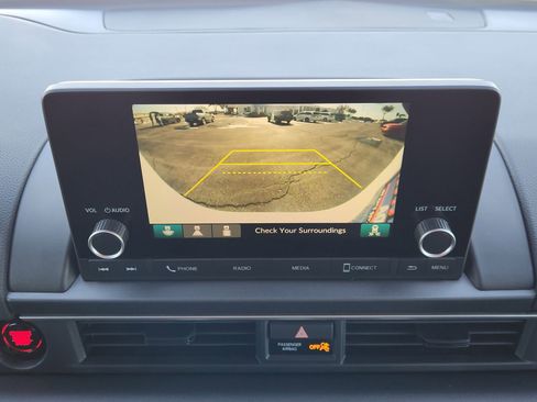 New 2025 Honda Pilot Sport image 21