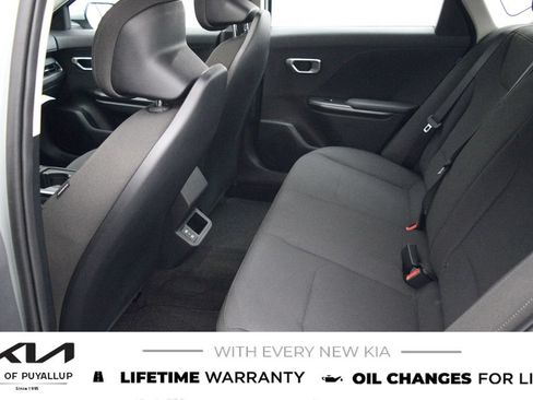 New 2026 Kia K4 FWD image 12