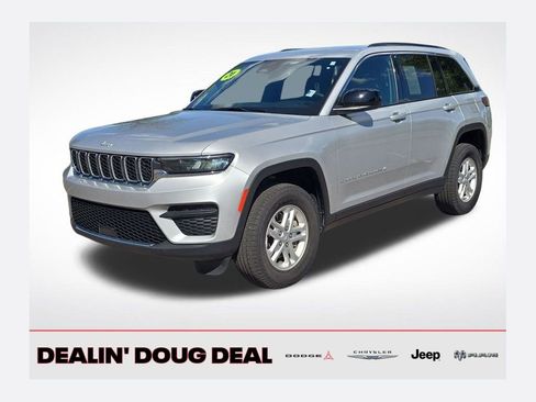 Used 2024 Jeep Grand Cherokee Laredo w/ Luxury Tech Group I image 1