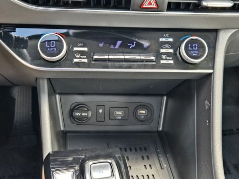 Certified 2023 Hyundai Sonata SEL w/ Convenience Package FWD image 21