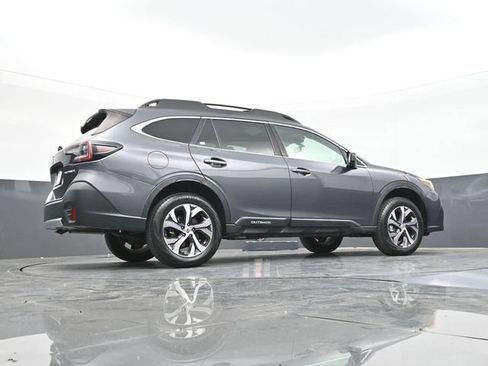 Used 2022 Subaru Outback Limited AWD/4WD image 49
