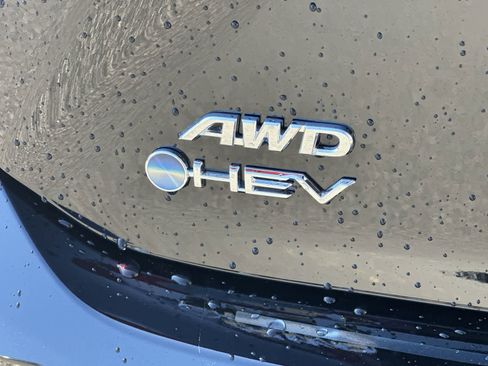 New 2026 Toyota Camry XLE AWD/4WD image 19