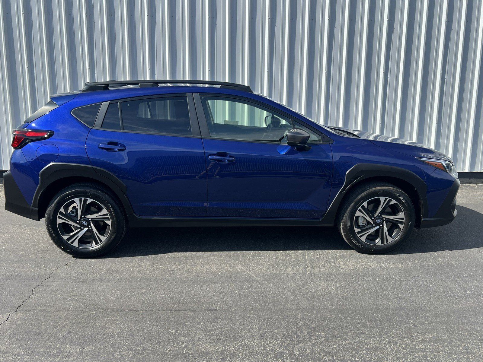 Certified 2025 Subaru Crosstrek 2.5i Premium AWD/4WD image 7
