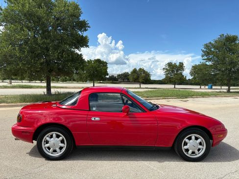 Used 1991 MAZDA MX-5 Miata RWD image 54
