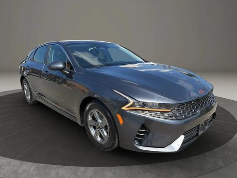 Used 2021 Kia K5 LXS FWD image 3