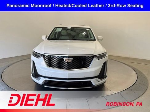 Used 2020 Cadillac XT6 Premium Luxury AWD/4WD image 2
