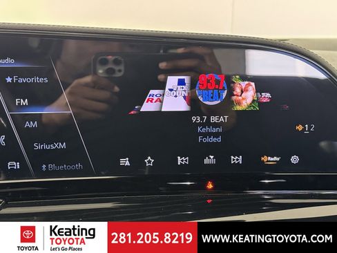 Used 2024 Cadillac Escalade Sport w/ Touring Package image 24