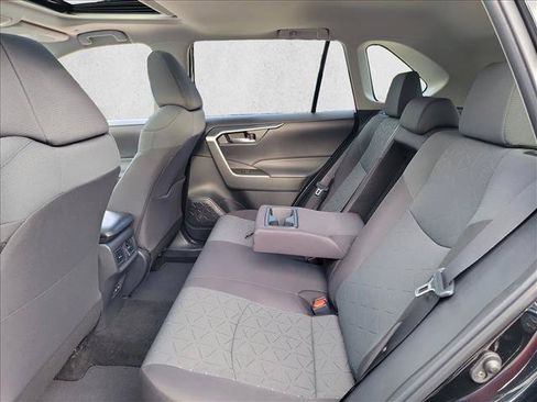 Used 2025 Toyota RAV4 XLE w/ Convenience Package FWD image 14
