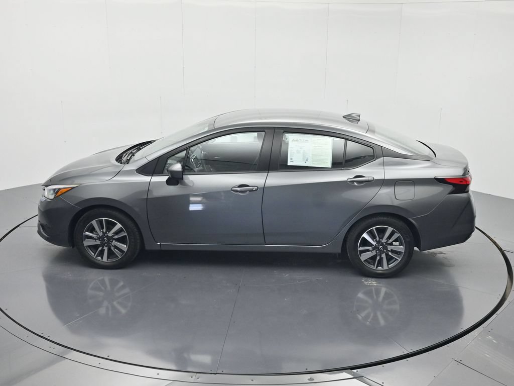 Used 2025 Nissan Versa SV FWD image 35