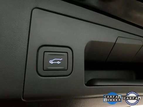 Used 2025 Cadillac XT5 Premium Luxury image 8