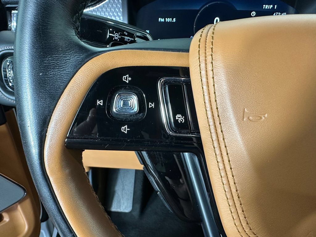 Used 2020 Lincoln Aviator Black Label w/ Dynamic Handling Package AWD/4WD image 13