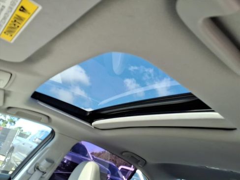 Used 2019 Acura TLX FWD image 11