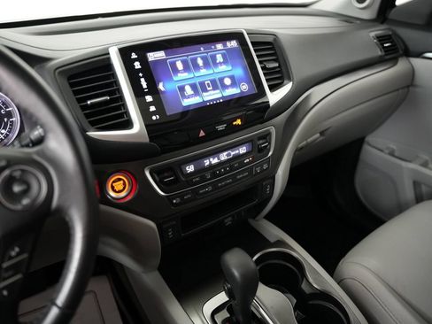 Used 2017 Honda Pilot EX-L image 18