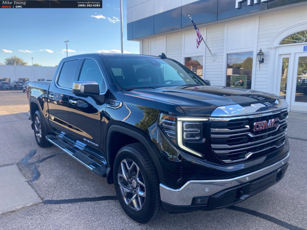 Used 2026 GMC Sierra 1500 SLT w/ SLT Premium Plus Package AWD/4WD image 3