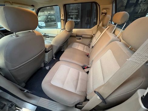 Used 2005 Ford Explorer Sport Trac XLS image 14