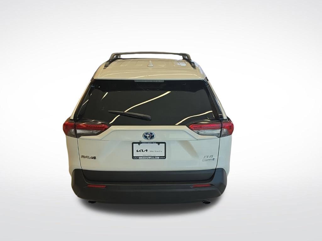 Used 2021 Toyota RAV4 XLE Premium AWD/4WD image 13