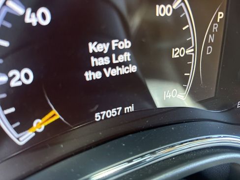 Used 2020 Jeep Grand Cherokee Altitude image 7