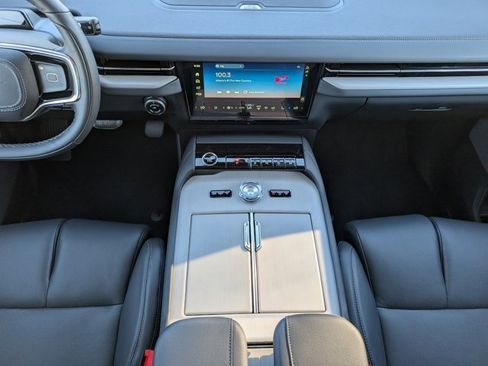 New 2025 Lincoln Navigator Reserve image 7